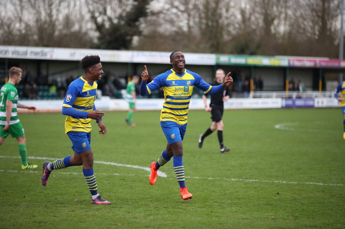 SolihullMoors's tweet photo. A great victory for #SMFC away from home who put in a very strong second half performance. You Moors!! 💛💙 https://t.co/F3rT5CPxDa