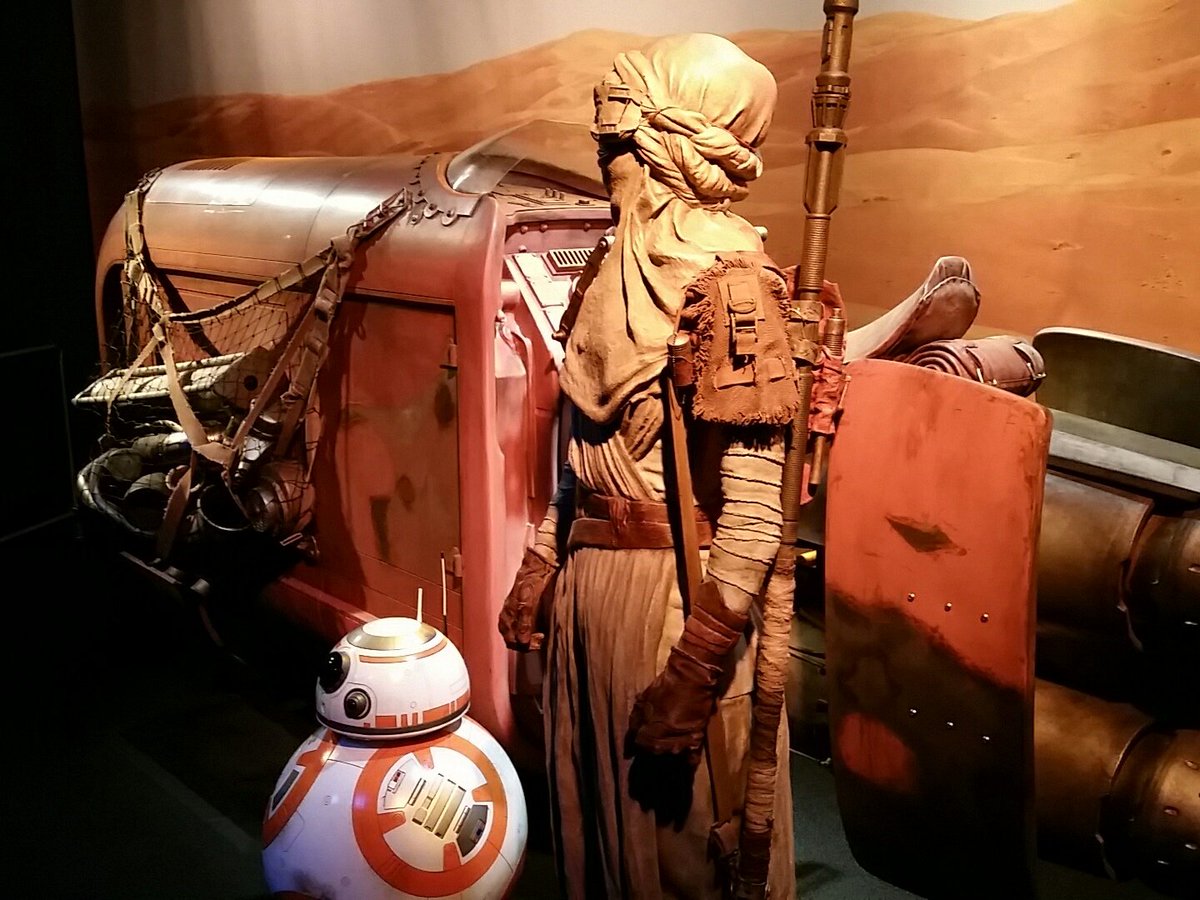 DanielHaithcox's tweet image. #GeekOverload