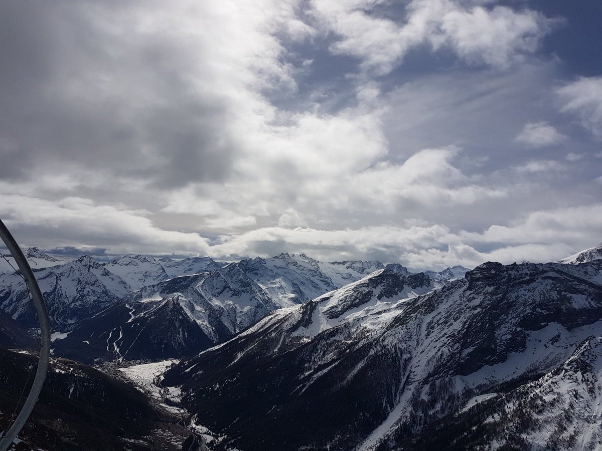 cmb_io_me's tweet photo. #Pila ... ultima sciata?... mah... https://t.co/95yDimgPng