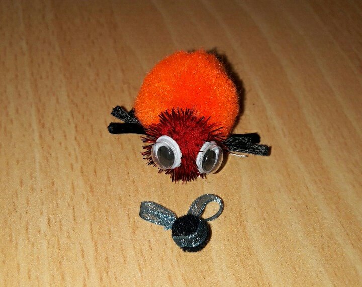 Leila3R's tweet image. Another clue to our @MorayGameJam creation... #cute #spider
Fancy a game @highlandcoder @Ellerium_Games @BeardsandBoards ?
