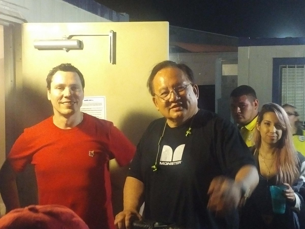 MonsterProducts's tweet photo. Headmonster w/ the man @tiesto backstage at @UMESouthPadre @MonsterProducts Ravebox release festival. #Boomboxreimagined #saturdaymorning https://t.co/kROWCwwUPg