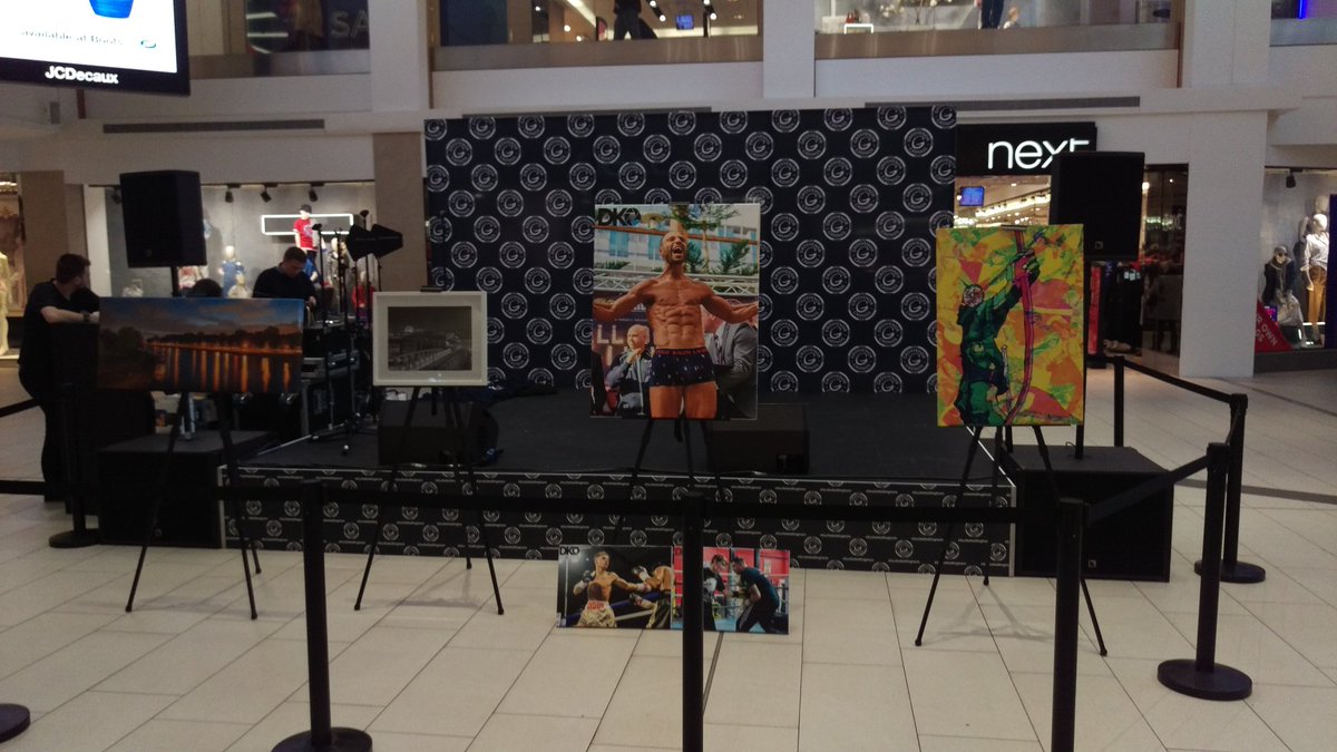 dankelly76's tweet image. Well I didn&apos;t win but it was a great experience thanks #Nottingham  @Nottingham_Post @EG_Editor @GCGNottingham #biggerthingstocome😉 👊📷👍