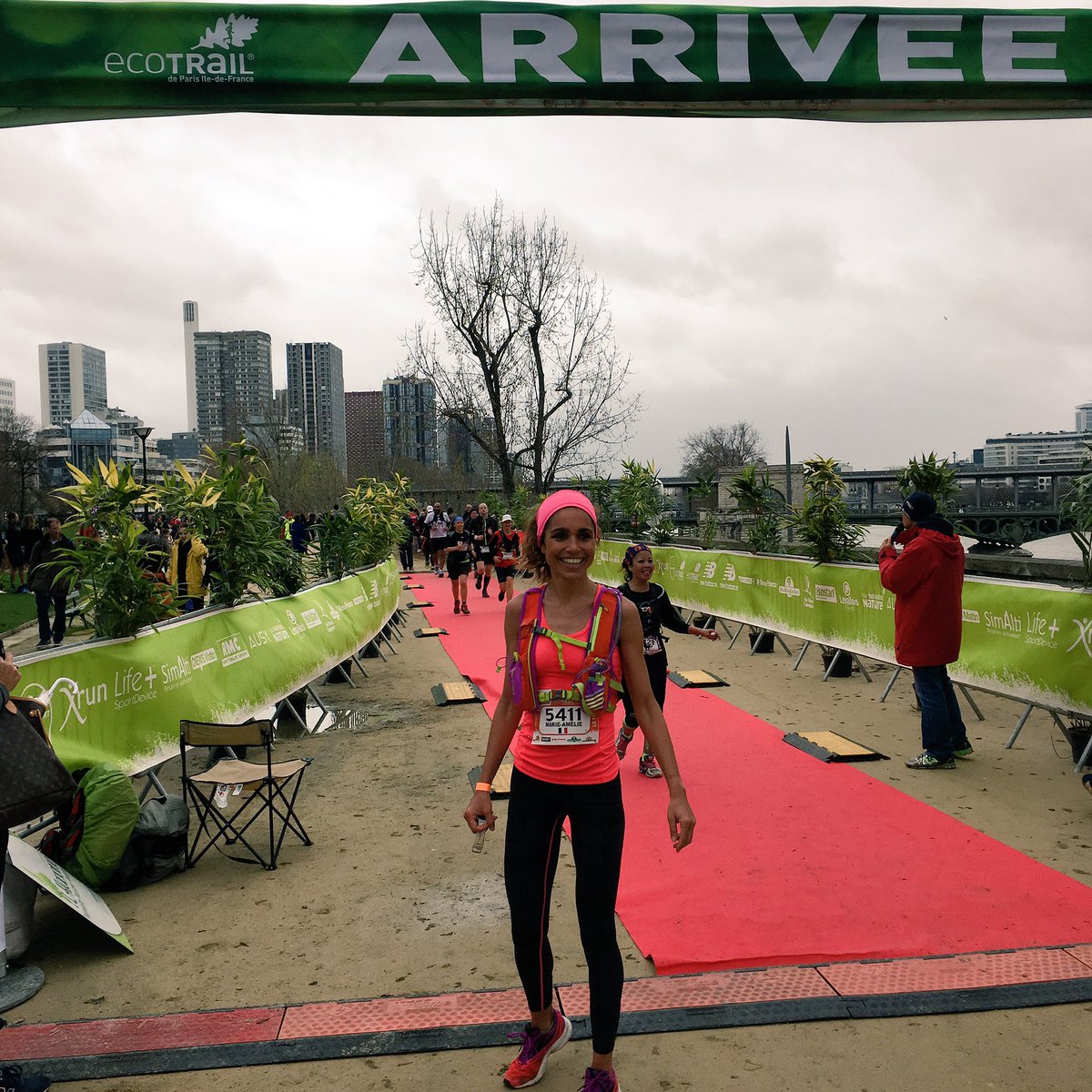 Marie-Amelie JUIN boucle le #trail 45 km en 3h25 environ. Bravo championne 🏆🥇😊