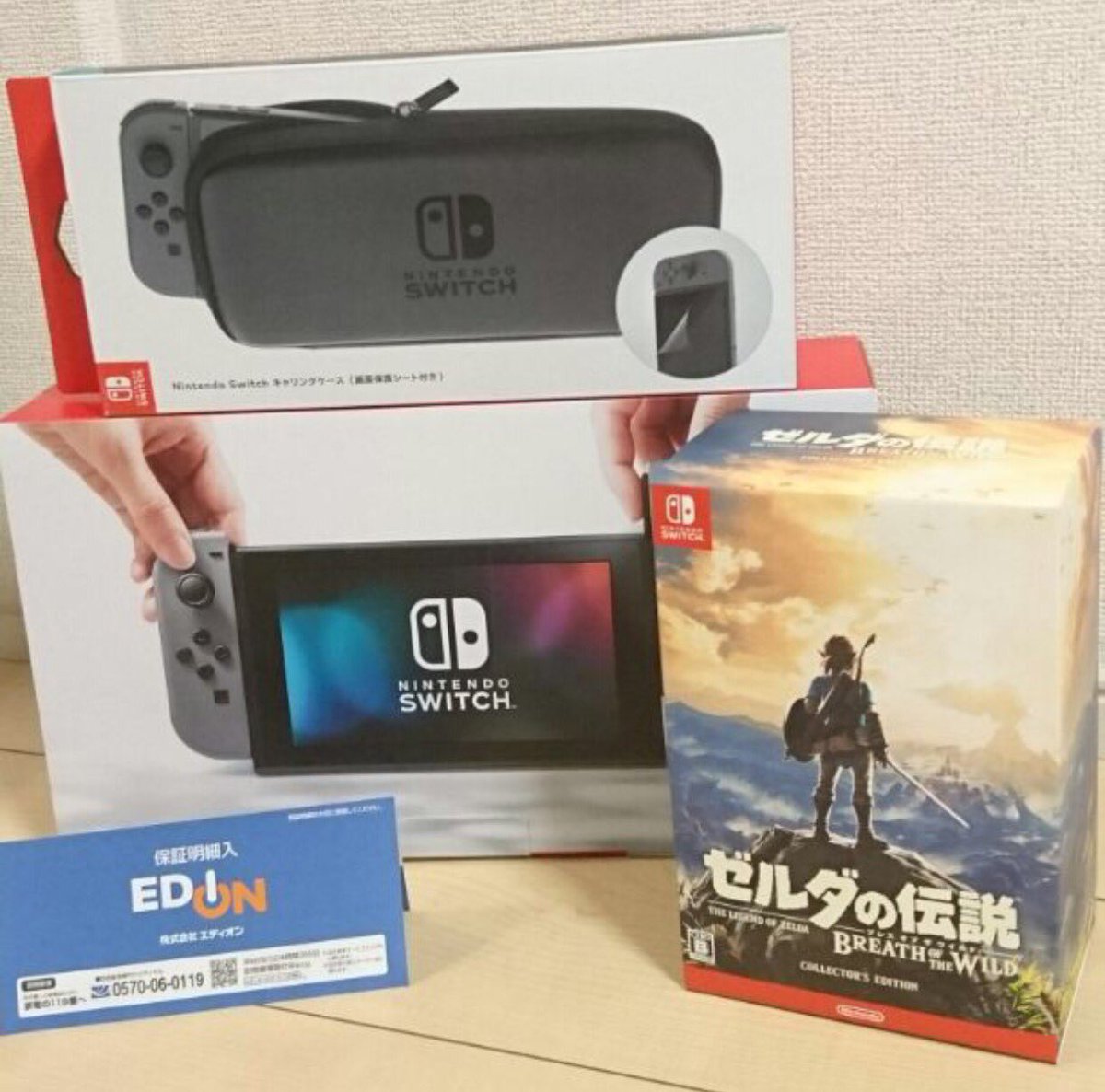 Kiyoinfilet's tweet photo. 【任天堂*Switch(新品)プレゼント】

>>残り２時間です!!!
〜〜〜〜〜〜〜〜〜

任天堂Switch の新品＋ゼルダ新ソフト
2つセットでプレゼントします。

メーカー保証書(1年)も
同封して郵送します。

応募:Follow&amp;RT

#プレゼント企画
#プレゼント https://t.co/PRkGVt9idY