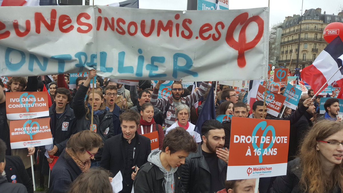 On est présents dans cortège émancipation, avec les jeunes, et on est pleins ! #JLM2017 #FranceInsoumise #JaiBastille