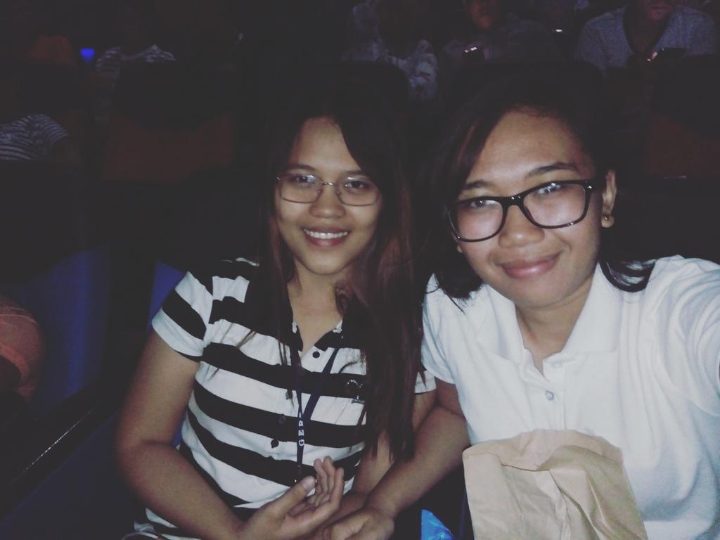 ricalessthan3's tweet photo. #moviedate
#beautyandthebeast
🌷🐻🎥🎥🎥 https://t.co/9qJs3Rp3er