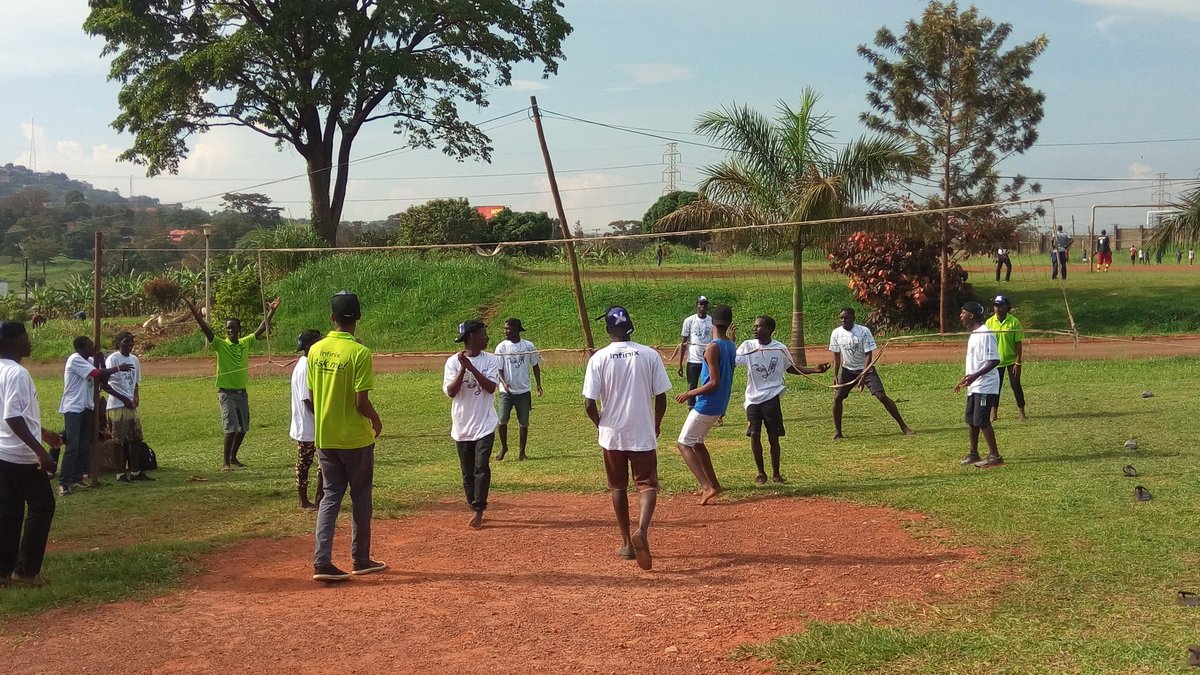 Deftmkting's tweet photo. #InfinixFansDayOut @infinixuganda @ssalizm https://t.co/SVIYzDNgVW