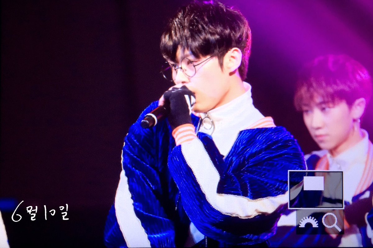 170318 #세븐틴 #붐붐 #준 #준휘 #SEVENTEEN #JUN <a href="/pledis_17/">세븐틴(SEVENTEEN)</a> 
喜欢你ㅠㅠ