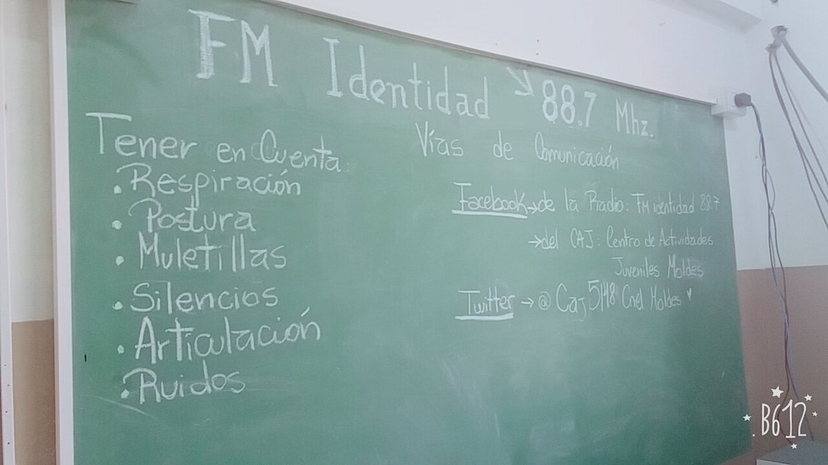 luuzmac's tweet photo. Nos apasiona lo que hacemos #RadioCAJ #ArticulandoContenidos #PorMasyMejorEducación @SilvanaFiliu @VivianaMTarifa @fguillesaavedra https://t.co/E51M6qJwoH