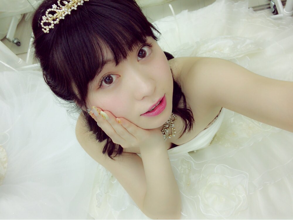 sa2n_gt's tweet photo. 今日は #サロンプレーチェ さんで
#ブライダルショー でした(*≧▽≦)
#ディズニープリンセス のような
素敵なドレス着たよー(*´-`*)💗
私は黄色いドレスで
美女と野獣のベル🔔👑
明日は早起きやぁ！
(*˘︶˘*)ｵﾔｽﾐﾅｻｲ.｡.:* https://t.co/l0WQbrplEU