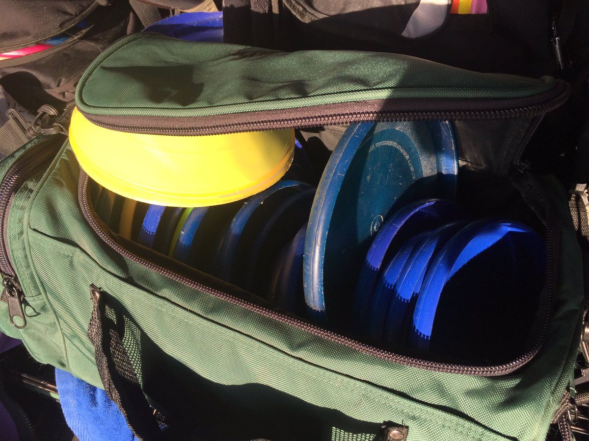 JeffAScheetz's tweet photo. Heading out to teach a disc throwing seminar today! Beautiful weather! #discdog https://t.co/DZEVadwCI8
