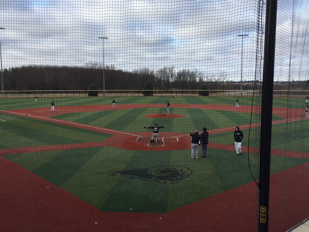 SDJames32's tweet image. We are underway at Southeast Polk!
#turf #PGLeague