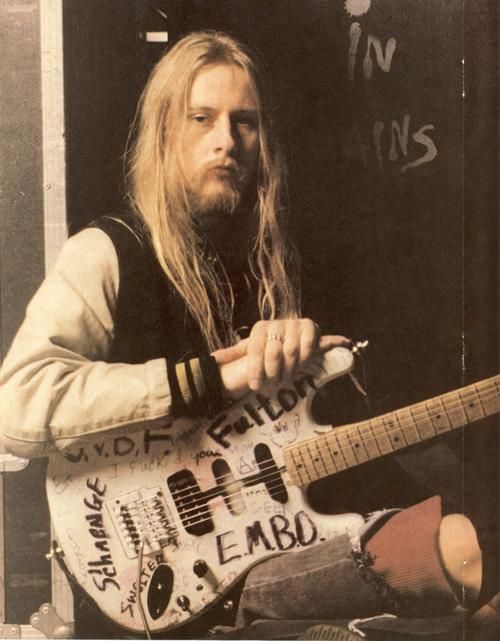 Happy birthday Jerry Cantrell!!   