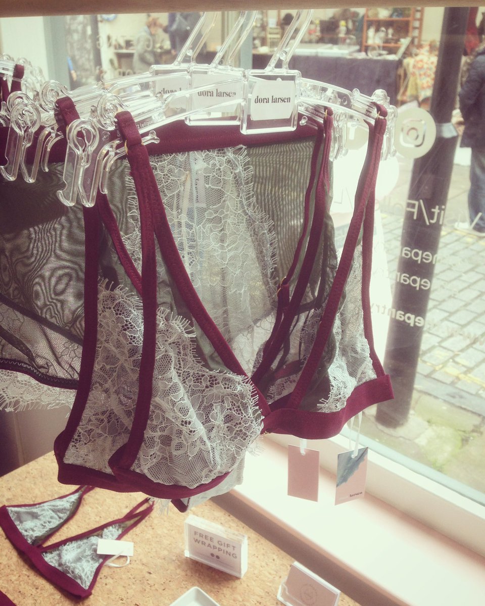 PantDiaries's tweet photo. W E E K E N D /\ T R I A N G L E πππ... new collection in store, designed in Peckham #independent #designedinlondon #pickedforyou https://t.co/OuPQZnHpf6