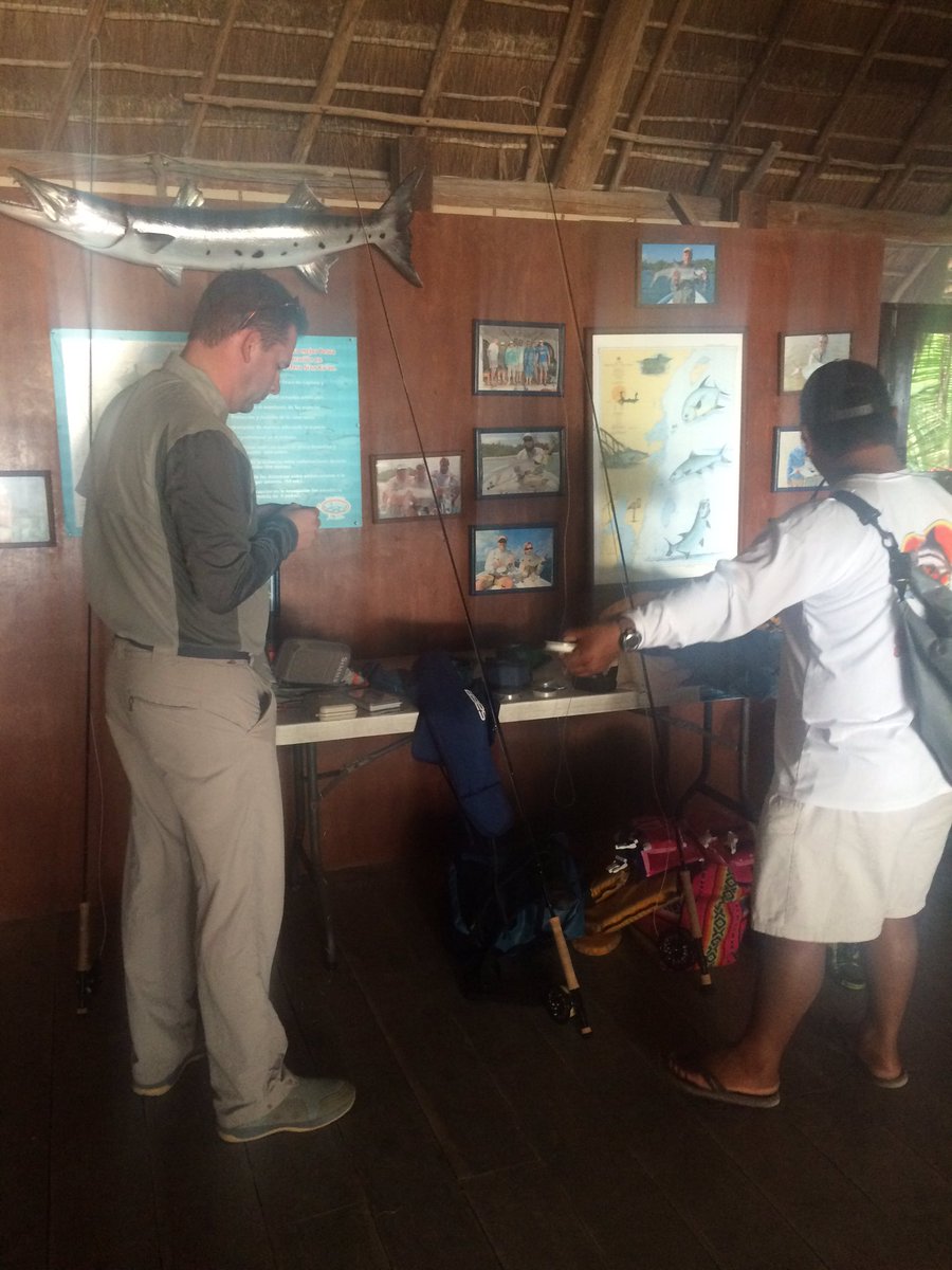 Chris_Casting's tweet photo. Getting set up for a days fishing in Ascension Bay #flyfishing https://t.co/nG6QoFpgXo