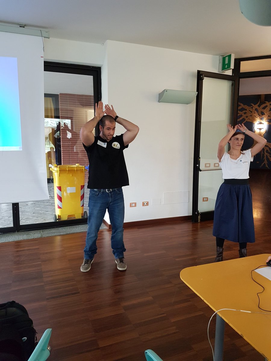 Orecchie da coniglio sparisce lo scompiglio!!!!