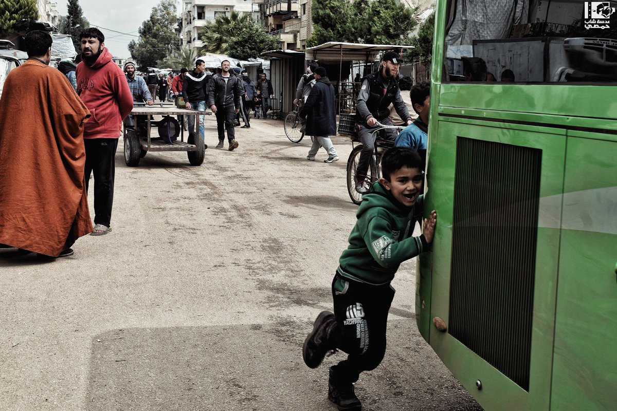 عدسة شاب حمصي tweet media