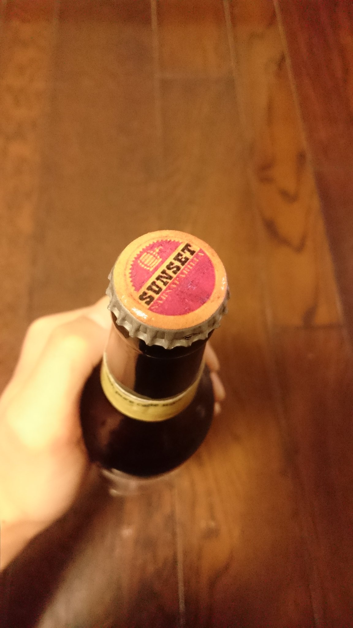 そめごろう Na Twitteru Fallout Vegasのサンセットサルサパリラ完成 元のボトルはバドワイザーで さっき飲んでラベルを剥がし ラミったラベルを貼りました 実際のサルサパリラは湿布臭が強いようで 2チャンでドクターペッパーとルートビアを そめごろう Na Twitteru Fallout Vegasのサンセットサルサパリラ完成 元のボトルはバドワイザーで さっき飲んでラベルを剥がし ラミったラベルを貼りました 実際のサルサパリラは湿布臭が強いようで 2チャンでドクターペッパーとルートビアを
