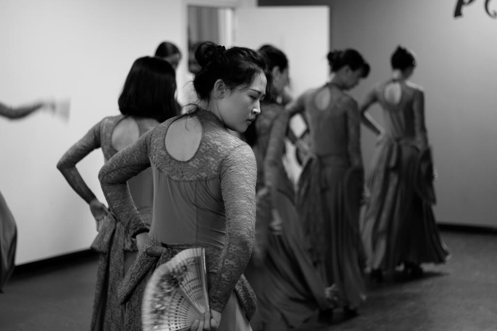 portaconesbj's tweet photo. Listos para presentar mañana el IV Flamenco Festival de Pekín.
Portacones Flamenco School.

Javier Meilán y Yolanda Santiago. https://t.co/1mi0w8RnVA