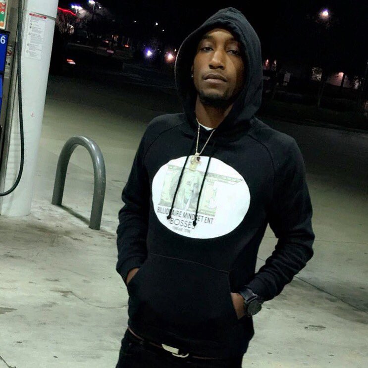 3xPete's tweet photo. this shit get deep 🎱⚰️ #BMEBosses https://t.co/TFyAwNmTw8