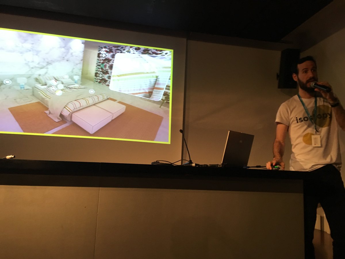 isostopy's tweet photo. Sigue en directo la charla sobre #RealidadVirtual de @fjescorihuela (CEO Isostopy) en este enlace: https://t.co/zfb6ZzfXCC #EventoDTF https://t.co/EHtaMOrTy8