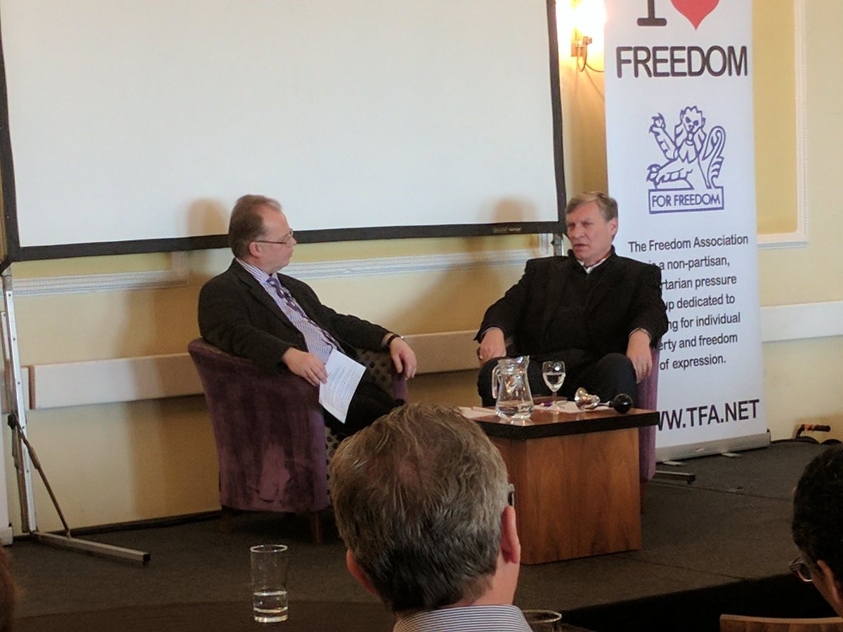 FreedomFestUK's tweet photo. Tim Newark is interviewing @TedMalloch_  #FreedomFest17 https://t.co/gauKRyuDPz