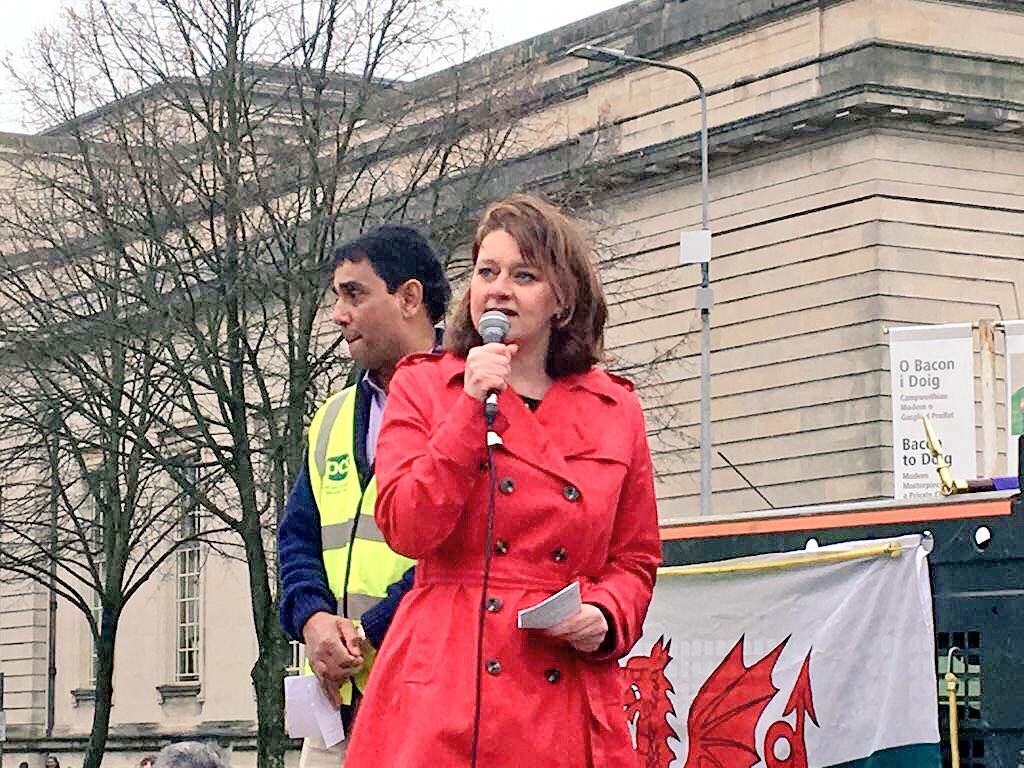 LeanneWood's tweet photo. Da iawn pobl / good to stand up with so many against racism and for an equal, accepting #Wales in #Cardiff. Great speech too from @JuhelM. https://t.co/ty2eMJivwF