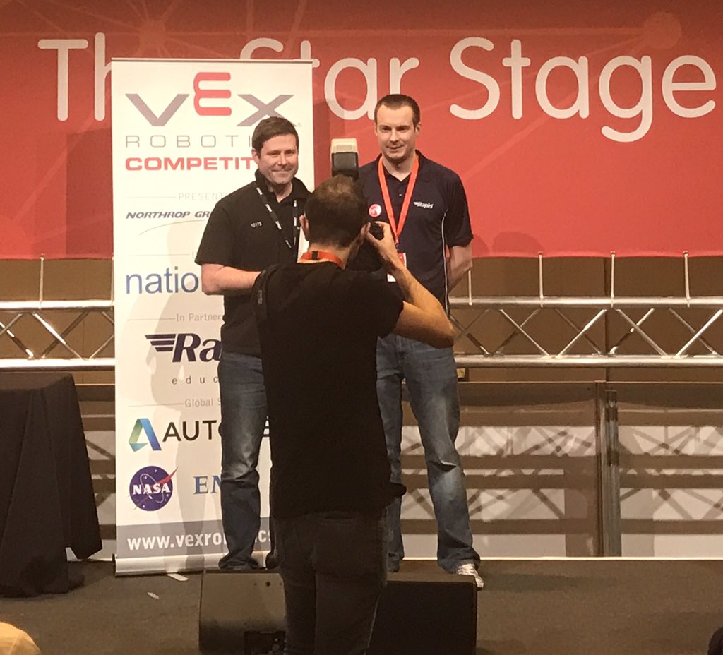 mrkellydte's tweet image. Duffmeister won UK teacher of the year!! 😆🎉💪@HBSrobotics @HBSWellbeing @TheHBSchool @HBSThePurge_Vex @rowrowrowurbot