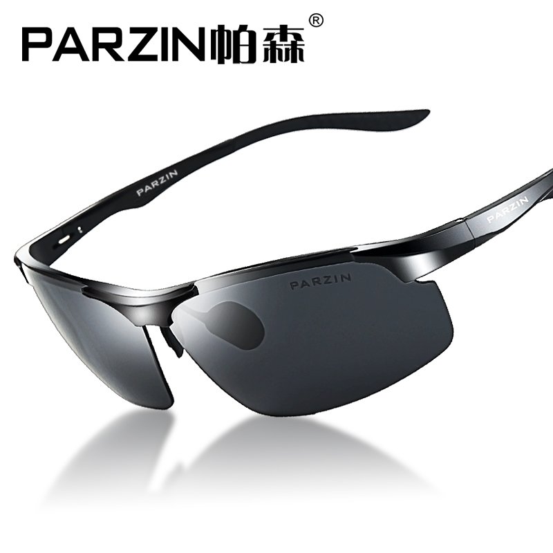 lbs98762's tweet photo. Ray—ban onlne discoun special ofer To 60%.
https://t.co/fJATrimZpN https://t.co/jcD26UfyJg