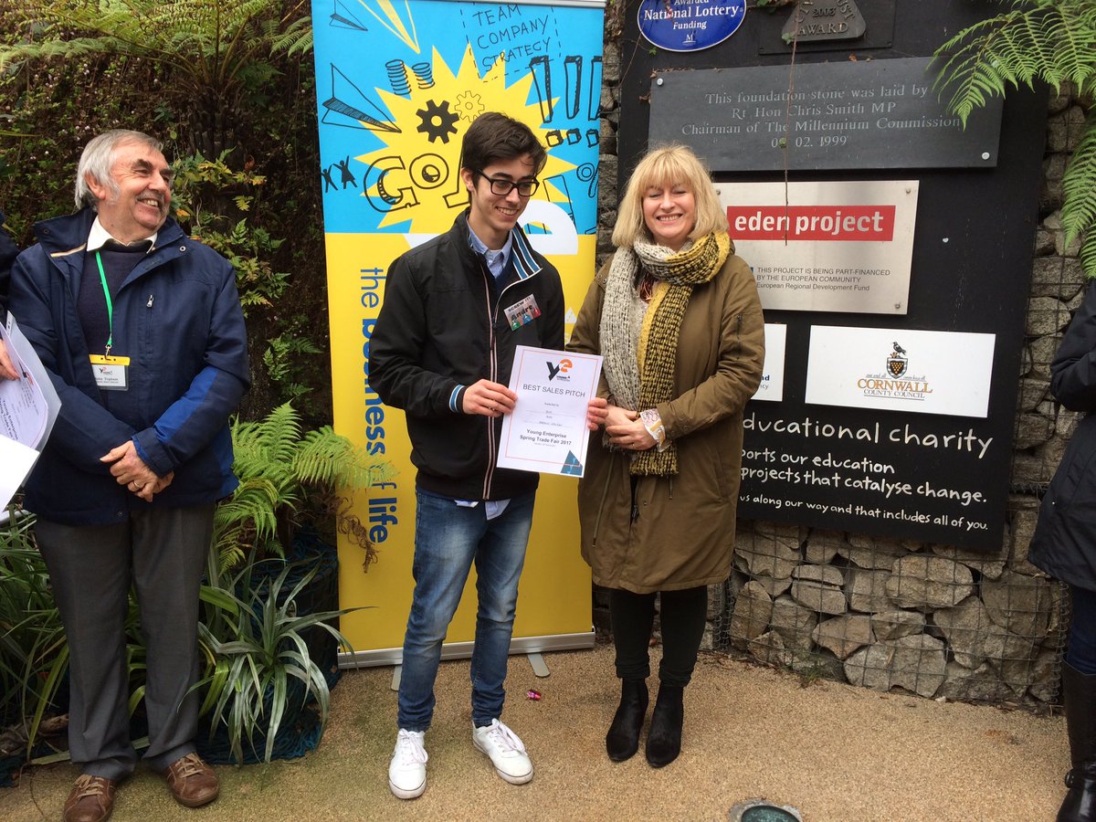 YECornwall's tweet photo. Congratulations to @enterpriseboa from @BodminCollege winners of best sales pitch @youngenterprise trade fair @edenproject https://t.co/STop0I5JMC