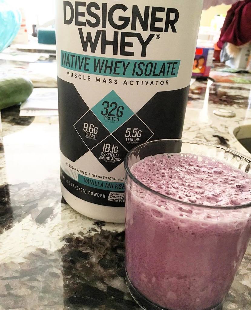 craving_happy's tweet photo. Antioxidant filled blueberry vanilla milkshake @designerprotein #nativewhey shake to start… https://t.co/lrckkEEbam https://t.co/dL1pskwjz8
