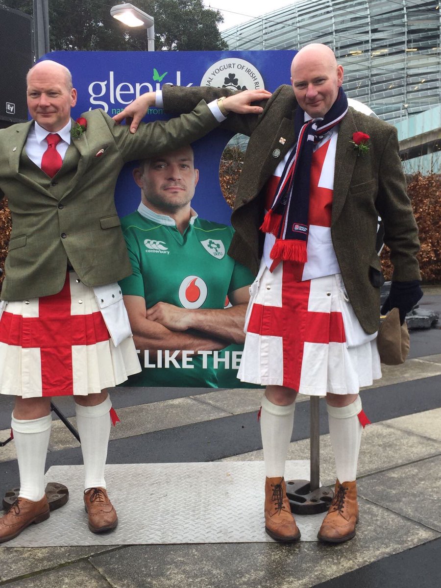 GleniskEvents's tweet photo. There must be some breeze up those skirts today 🙈#IrishWeather...@IrishRugby #IrevEng @Glenisk https://t.co/eJoJjzX0bA