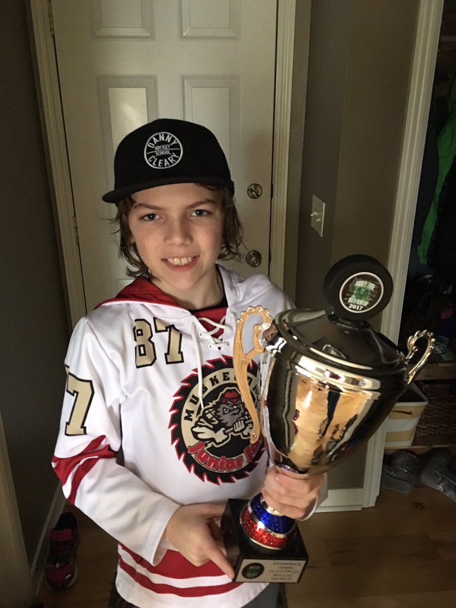 LStanfill616's tweet photo. Headed to the Eastside to trade this trophy in for the State Championship Trophy! Sporting his @dchockeyschool hat! #gojuniorjacks https://t.co/m058Y6Y9tk