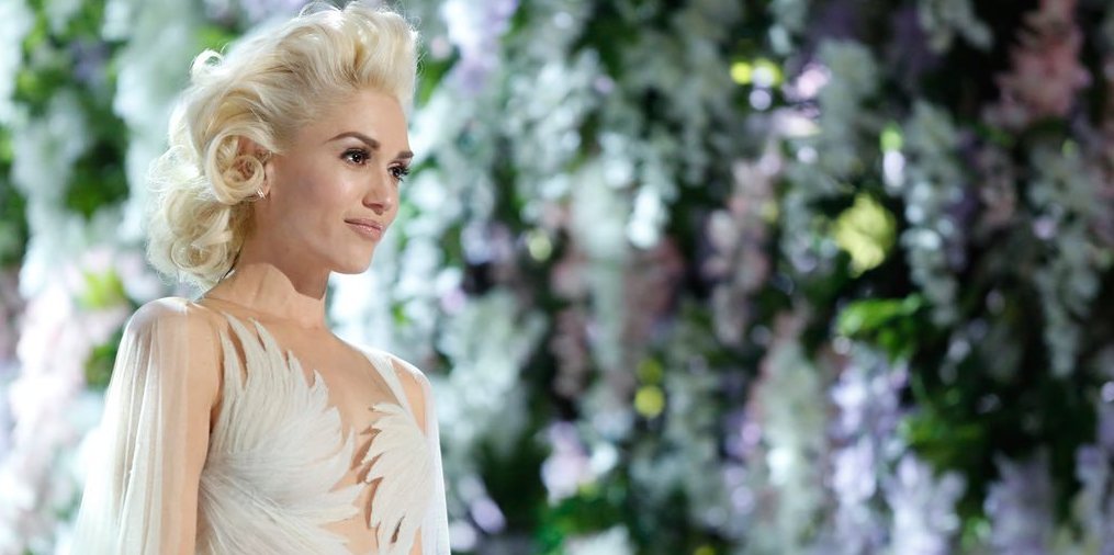 DailyGwen's tweet image. 🌟#1YearofTruth🌟
Looking back at some of our favorite moments of @gwenstefani's #ThisIsWhatTheTruthFeelsLike era! (Part One)