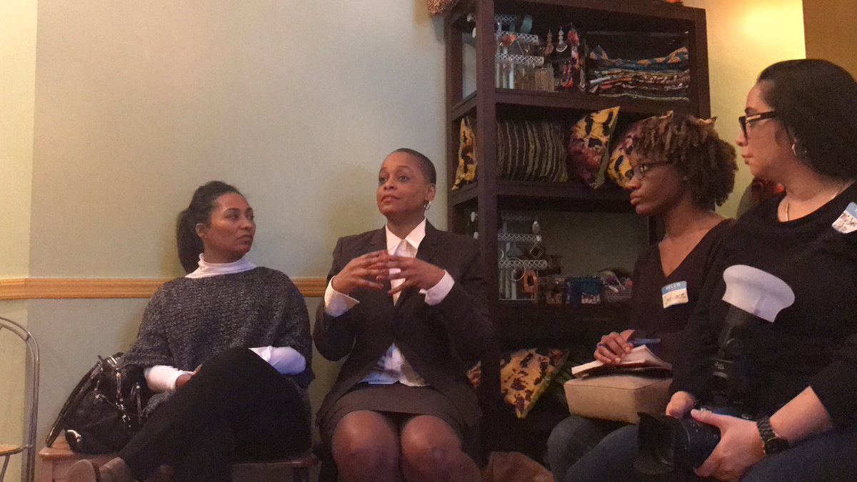 Wright56AD's tweet photo. "How do we reach you when you are strong and healthy?"
#Brooklyn #WomensHealth  #ChangeWrightNow #WomensHistoryMonth #Wellness https://t.co/KDQjM1SNZH
