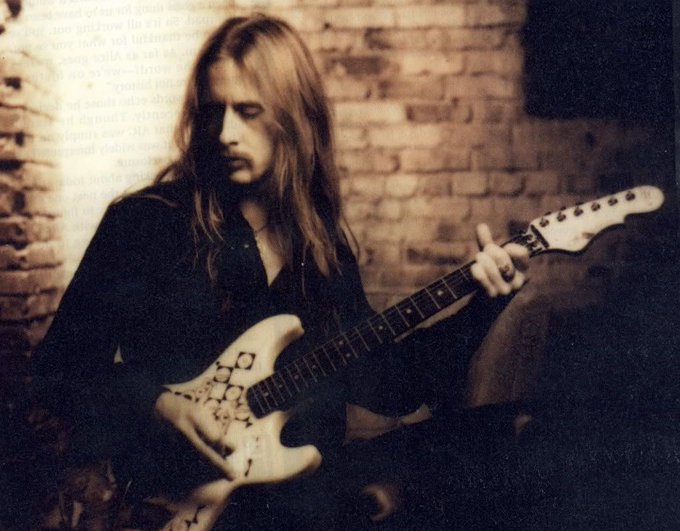 Happy Birthday to Alice In Chains\ Jerry Cantrell 