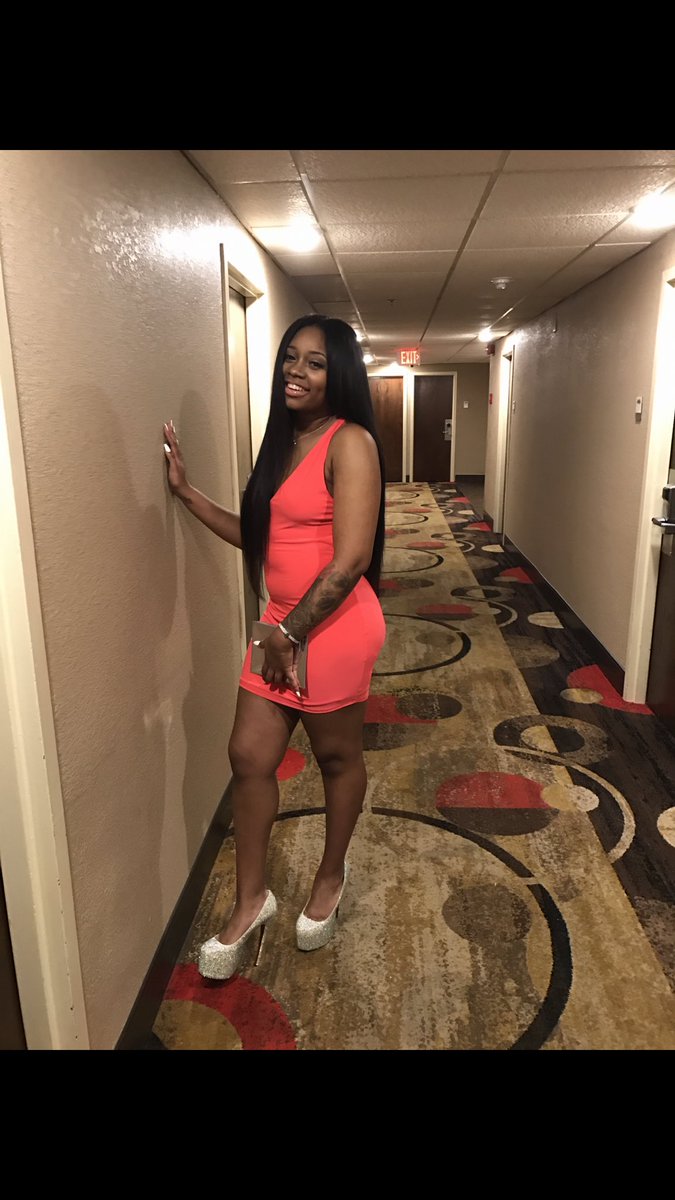 __BossNikki's tweet photo. #BirthdayBarbie #2121 #1stDress 👑💕🎉 https://t.co/v3CjwkI2HQ