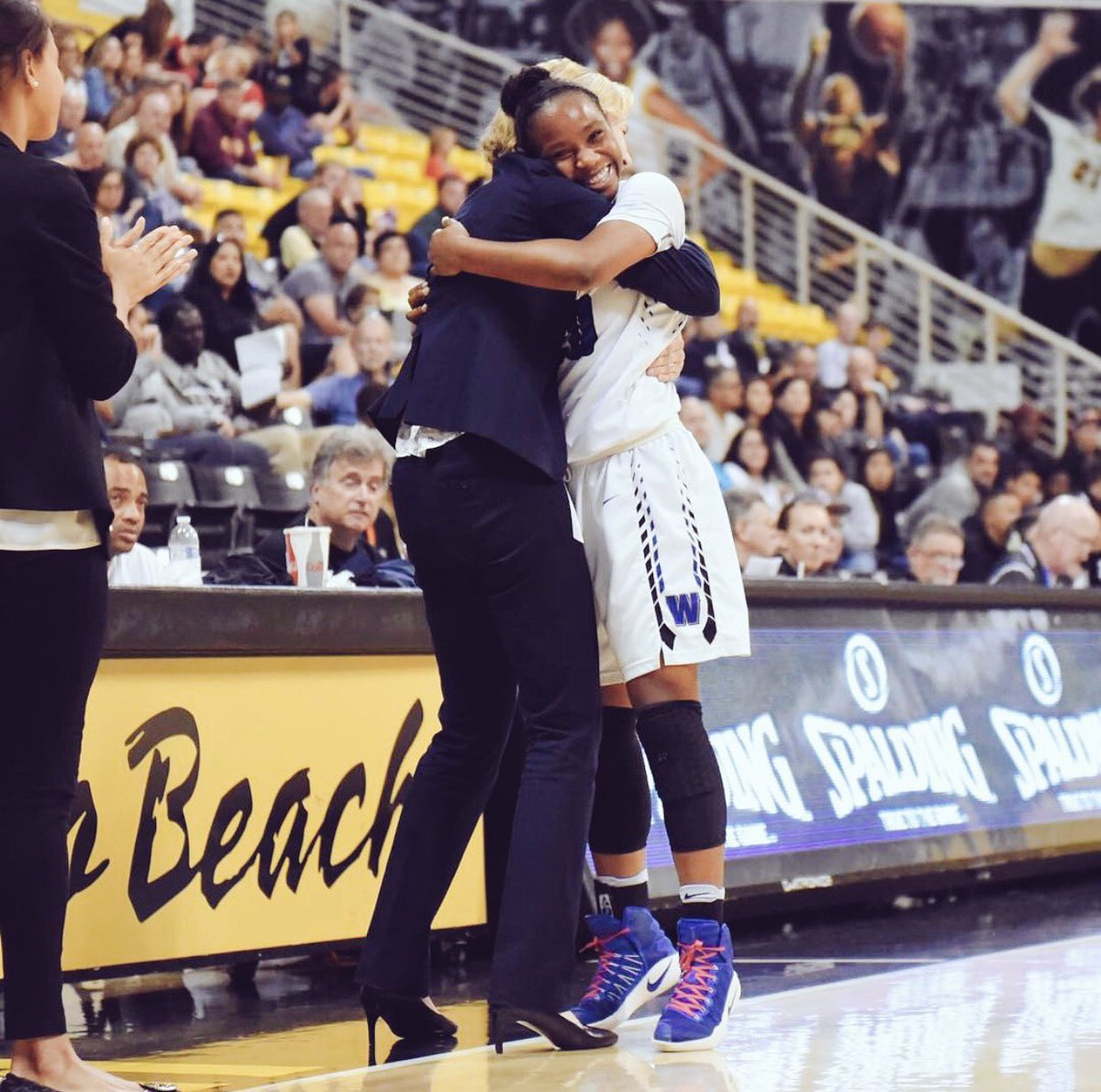 CharismaOsborne's tweet photo. All of our hard work has finally paid off and I couldn't be more proud of my team ❤️🙌🏾 https://t.co/zUguXKJjU0