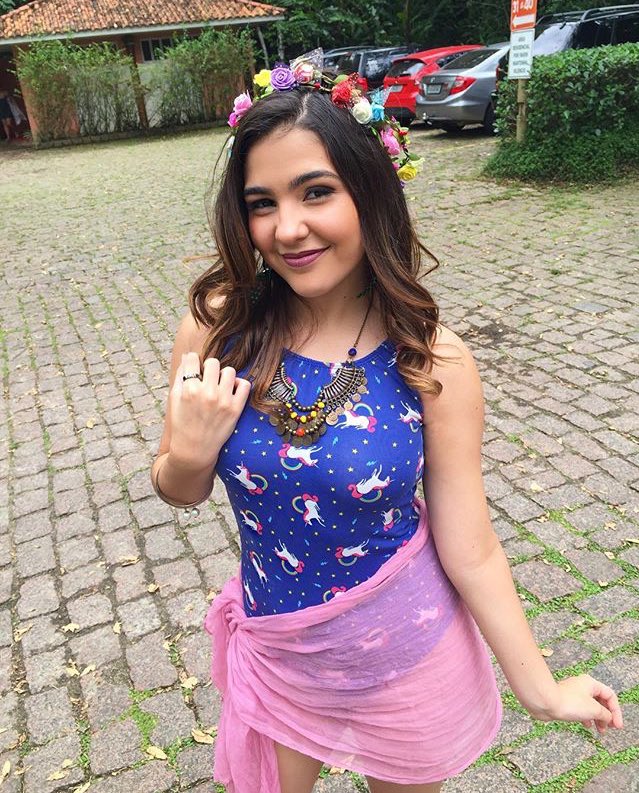 —🌸