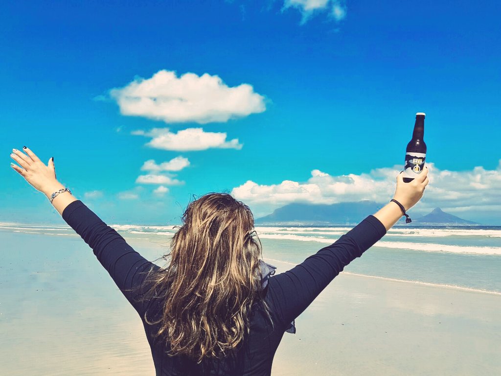 @TastingLeague <a href="/SheLovesBeer_ZA/">#SheLovesBeer</a> <a href="/leagueofbeers/">Tasting League</a> <a href="/DrifterBrewing/">Drifter Brewing Company</a> I love beer... and Cape Town! #LoveBeerSA