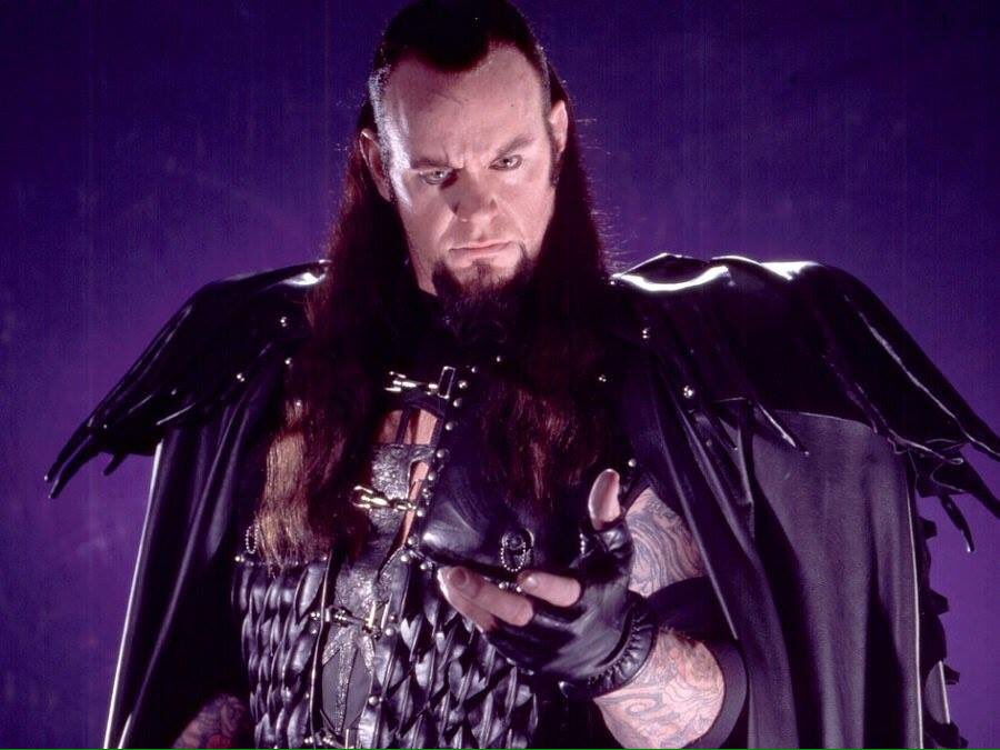 Rare Video of The Undertaker Breaking Character and Smiling Goes Viral ...