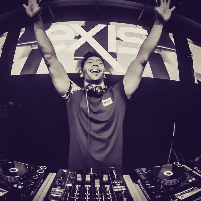 asot's tweet photo. 🙌 for @exismusic's brand new track on Who's Afraid Of 138?! called - 'Mantra'! Part of #ASOT804! https://t.co/09mY6kNcd0 https://t.co/jEtmA3ukkA