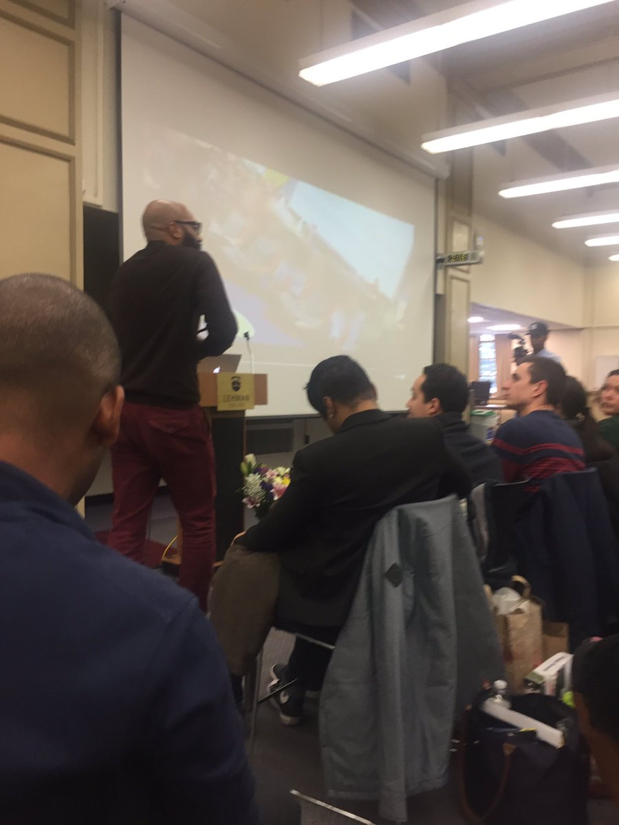 jayejonesphd's tweet photo. Culturally relevant pedagogy has been co-opted - what we need is reality pedagogy @chrisemdin #t2t17 #hiphoped https://t.co/XOnXaWYnbc