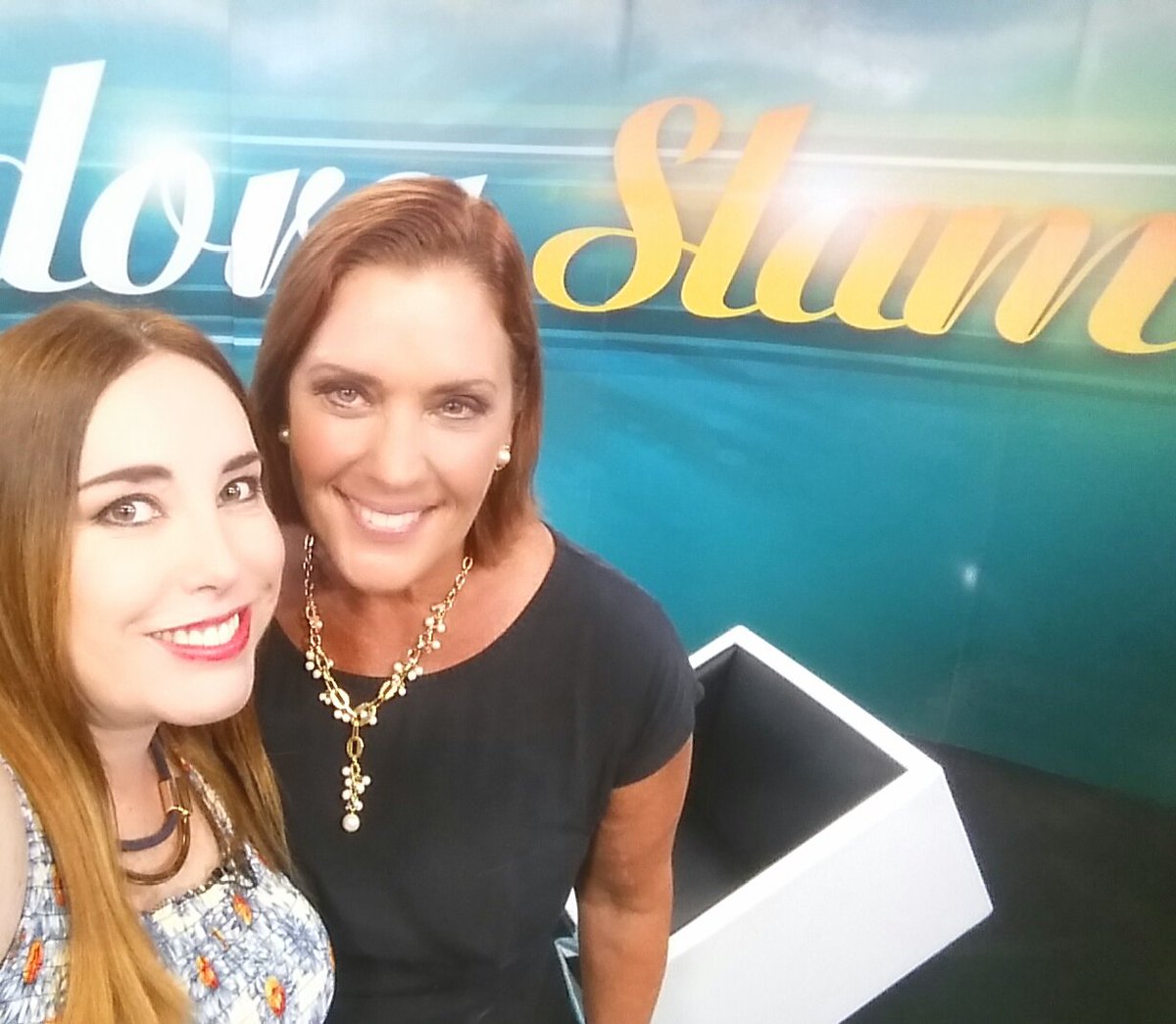 JANIBEJARANO's tweet photo. Ya comenzó #PandoraSlam Hoy #LourdesBerninzon se confiesa por @willaxtv @luluberde @berninzon #VBQ https://t.co/nmJtBkPNhe