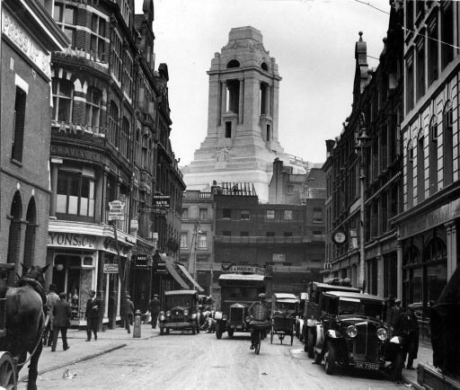 GradationLodge's tweet image. Long Acre Street 1930's #FreemasonsHall