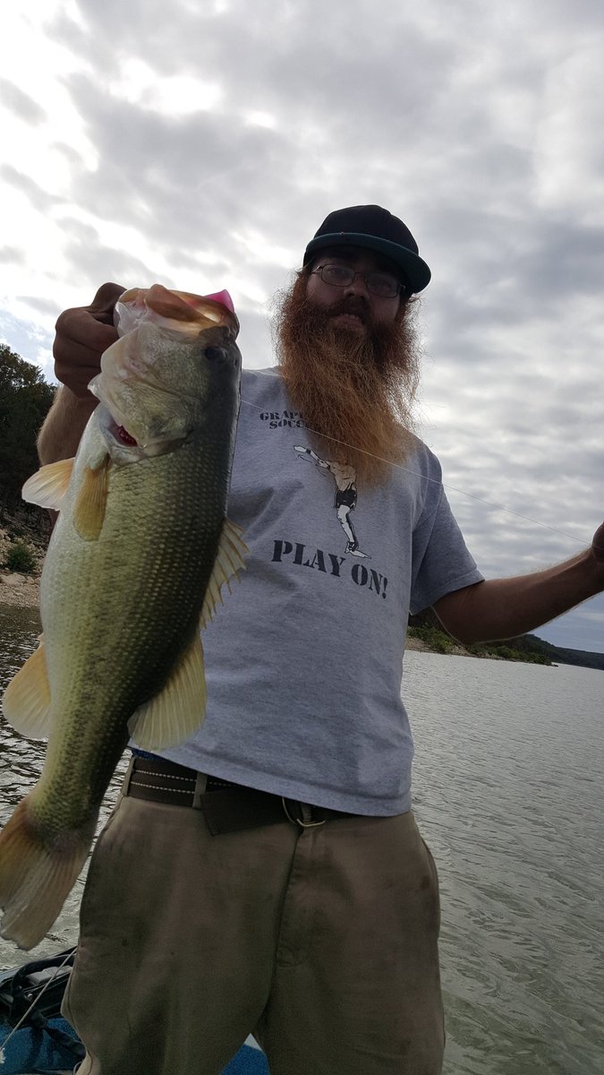 ChrisKetchamAll's tweet photo. Big Bass on a pink Gajo Swim Shad!! https://t.co/yyIAlS8iC0