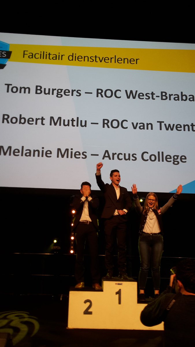 Johncvte's tweet photo. Eindscore @rocvantwente 3 zilver en 6 goud als ik snel tel. We kunnen thuis komen! https://t.co/bbN7y2Xyxz
