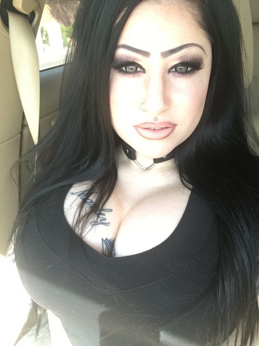 Cum see me today at the erotic heritage museum and Tomorrow in Las Vegas https://t.co/0b9QTBaRf6