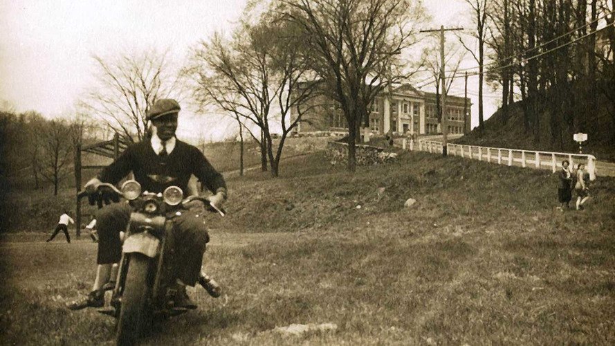 Motor1espana's tweet photo. Motoristas que deberías conocer: Bill Johnson https://t.co/MxqqrxaiSv
@ama_riding #AMAmember #DirtTrack #FlatTrack #AmericanMotorcyclist https://t.co/mugIyXp4HW