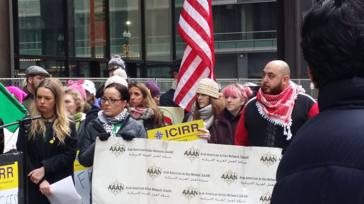 aaanmarkaz's tweet photo. Proud to be here at the #IrishMarch with rally speaker @ajbara, and @Kawarb1988. #NoMuslimBanChi #UnityInResistance https://t.co/5XZPPvVvMb